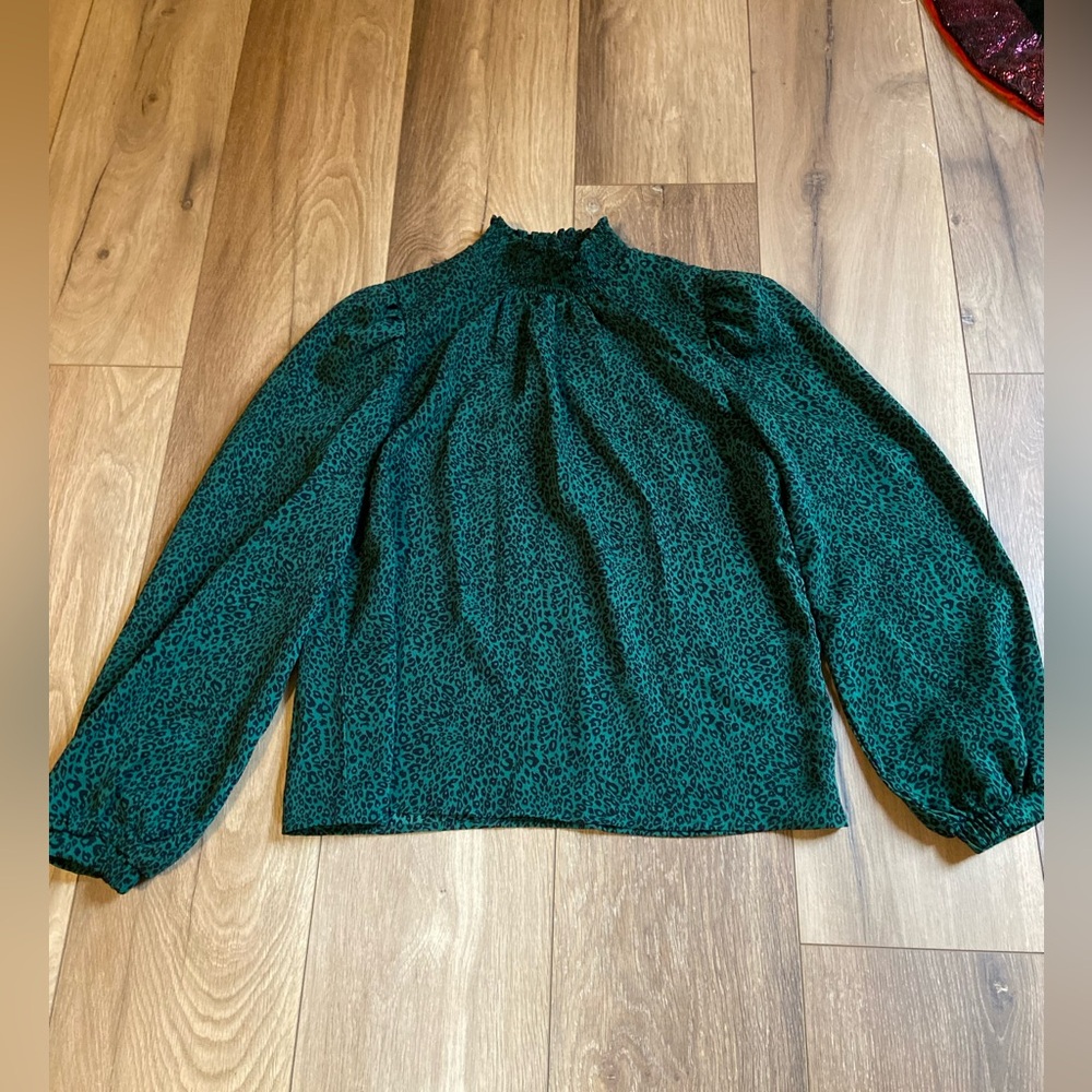 Green blouse